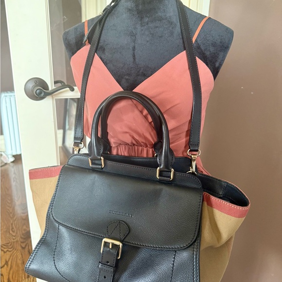 Burberry Black and Tan Leather Satchel - Picture 2 of 5